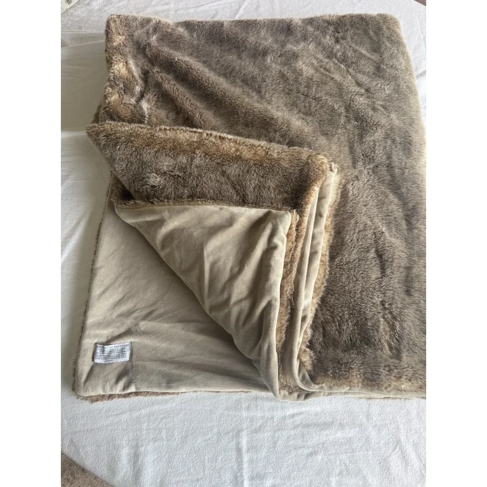 RH Restoration Hardware Faux Fur Throw Blanket Brown Tan Luxurious 50x60